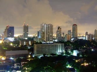 Город Бангкок вечером